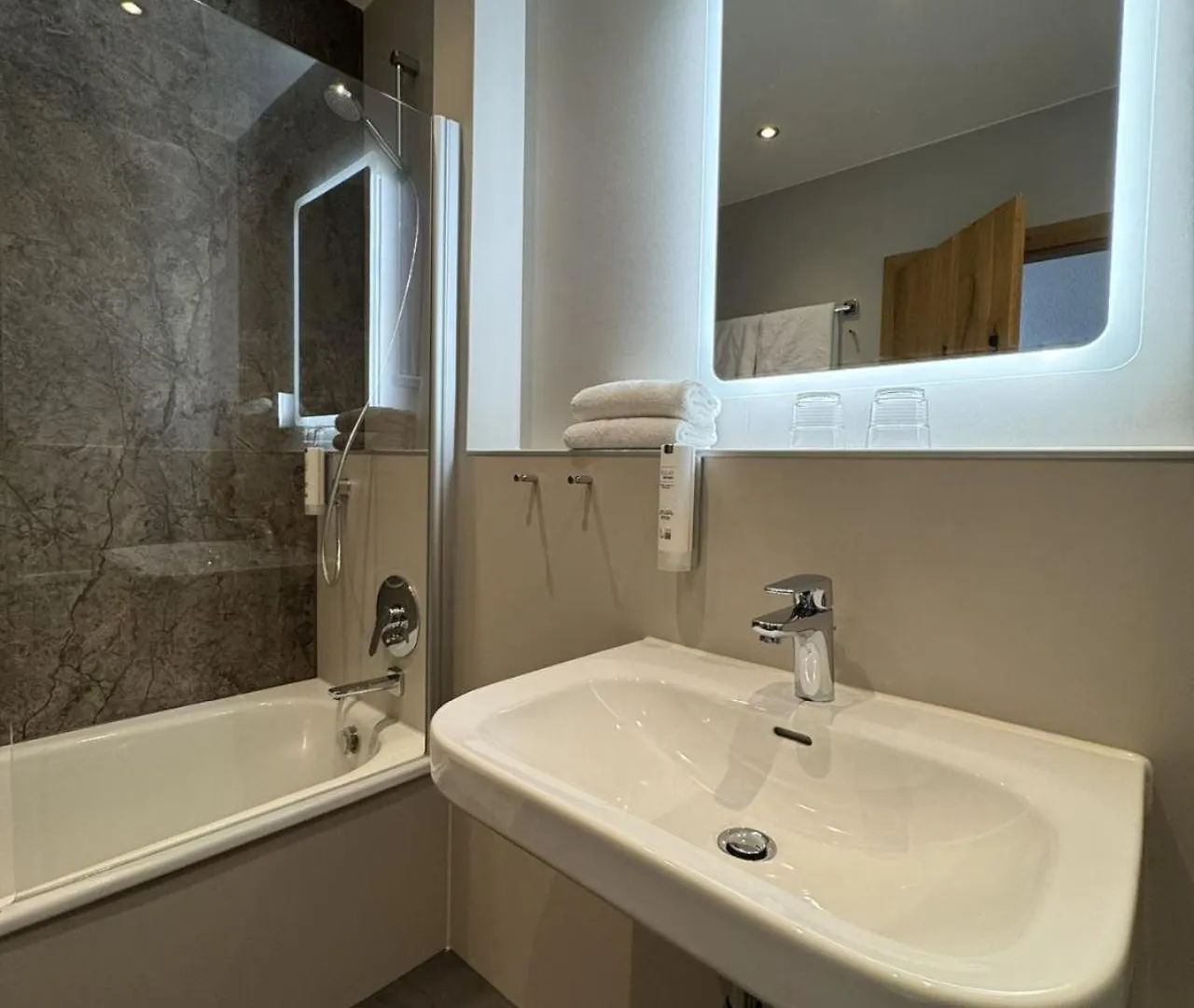 Landhotel Schlappinger-Hof Reisbach 3*,